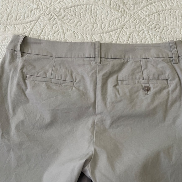 J. Crew Bermuda Stretch Chino Shorts - Picture 11 of 12